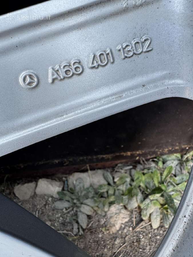 Mercedes R19 ratai su padangomis - nuotraukos Nr. 19