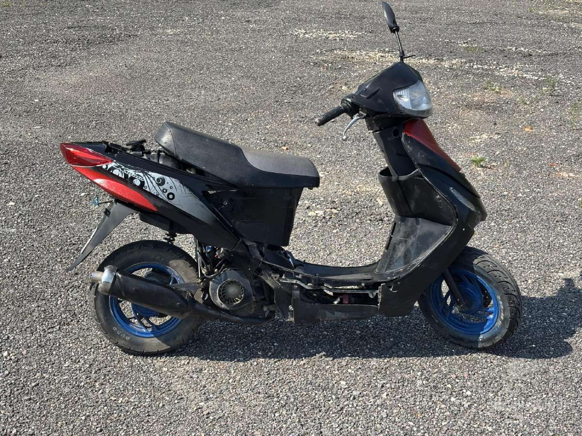 Parduodu motoroleri nesikuria - nuotraukos Nr. 2