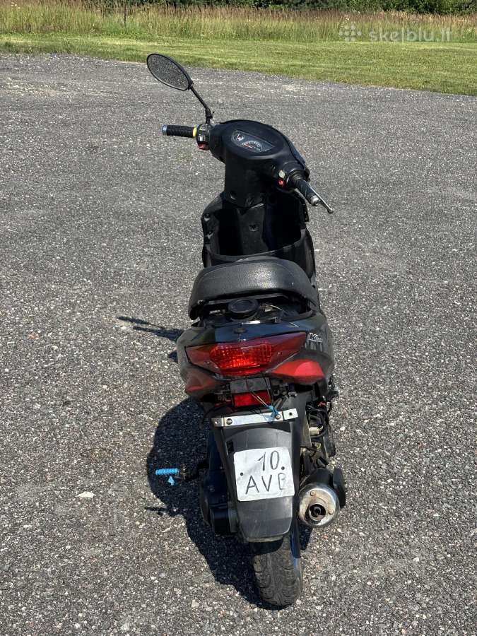 Parduodu motoroleri nesikuria - nuotraukos Nr. 4