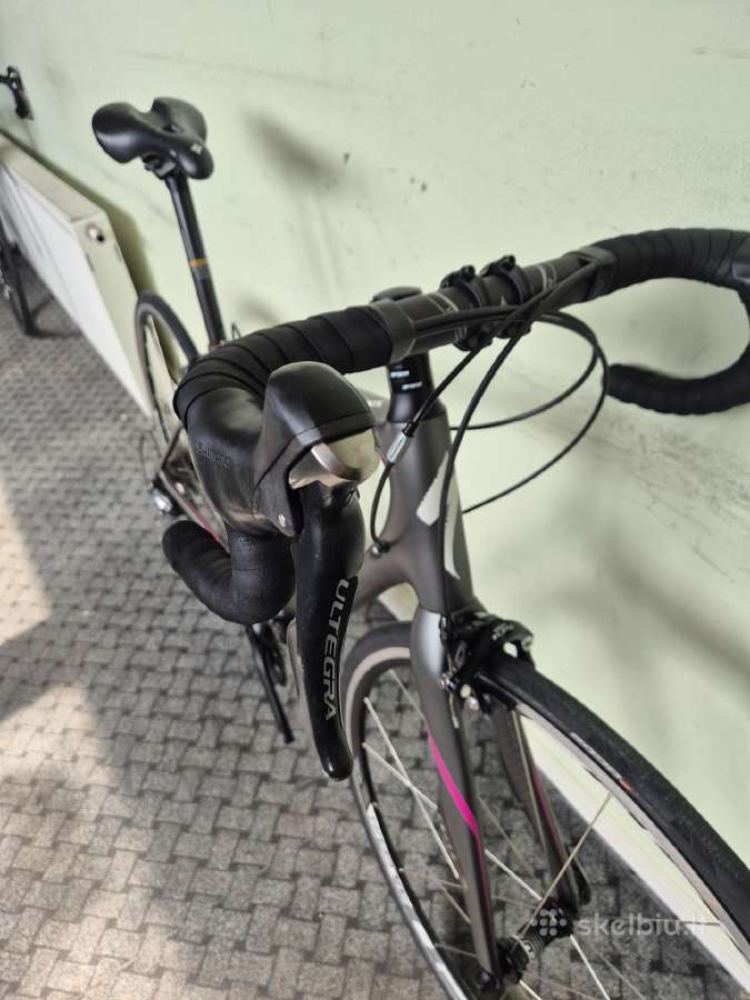 Trek ir Specialized karboniniai plentinukai - nuotraukos Nr. 23