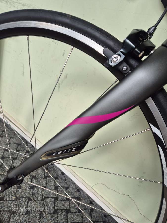 Trek ir Specialized karboniniai plentinukai - nuotraukos Nr. 28