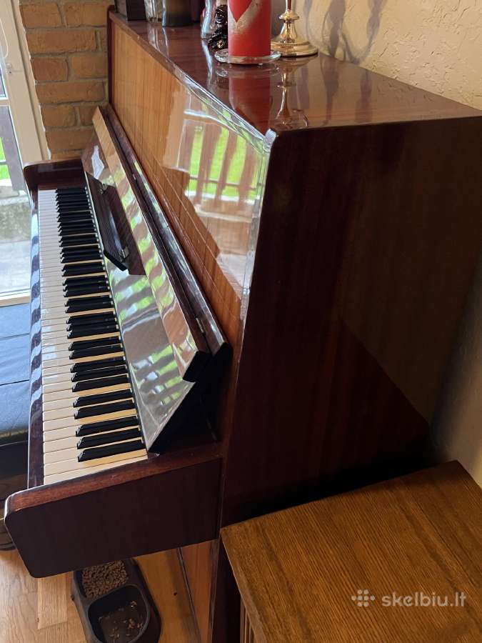 Pianinas "Bielarus" - nuotraukos Nr. 2