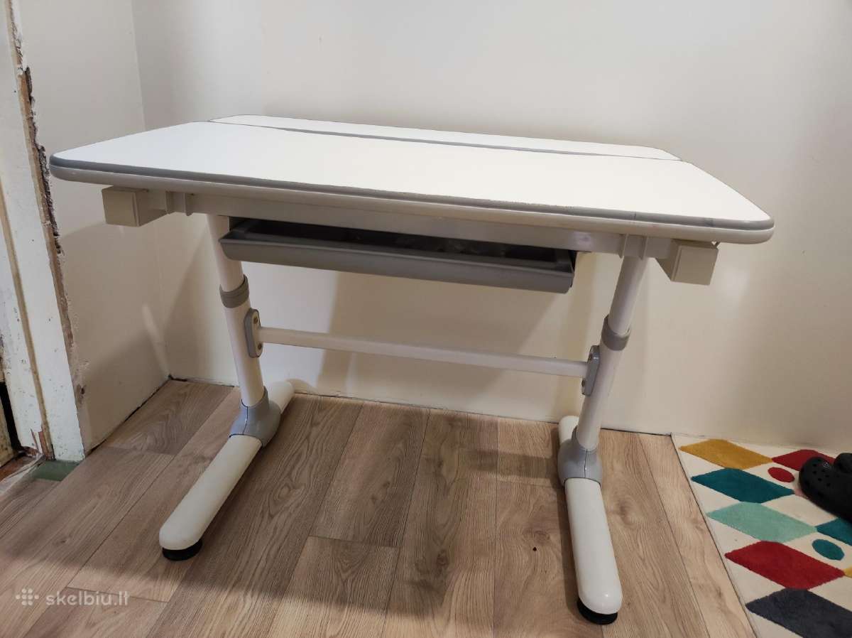 Stalas - nuotraukos Nr. 3