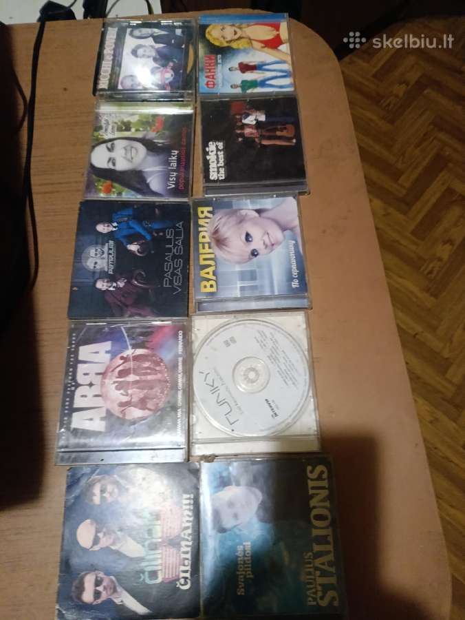 Parduodamas magnetola su radiją ir CD kompotais - nuotraukos Nr. 3