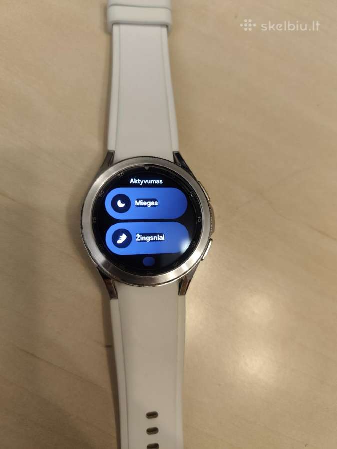 Samsung Galaxy Watch4 Classic 42mm - nuotraukos Nr. 3