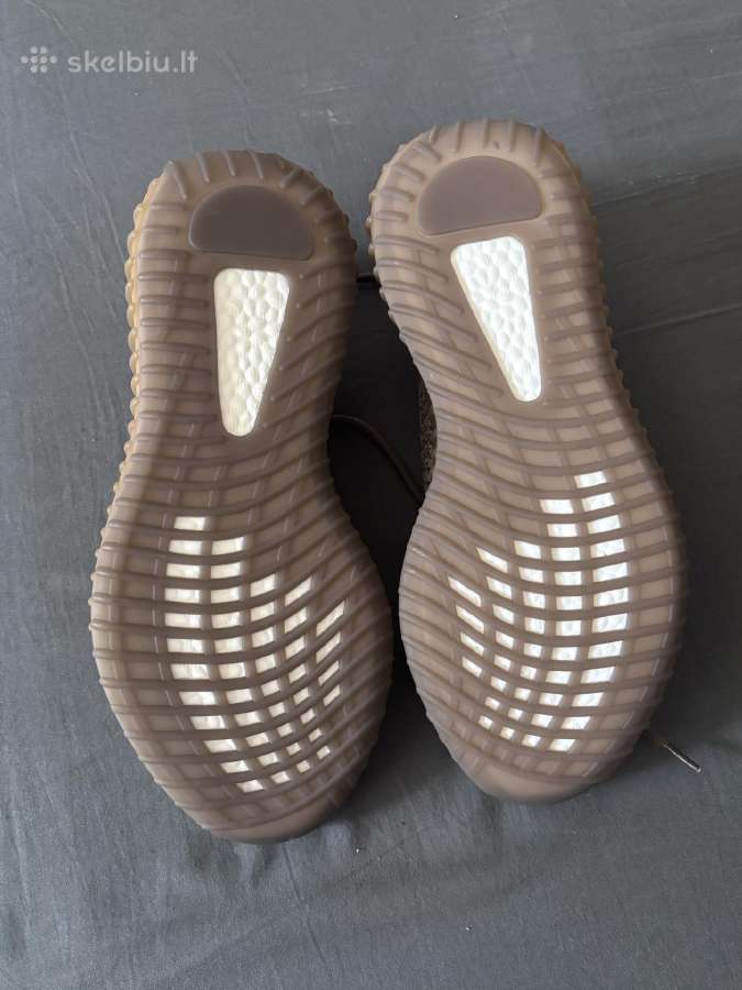 Yeezy Boost 350 V2 - nuotraukos Nr. 4