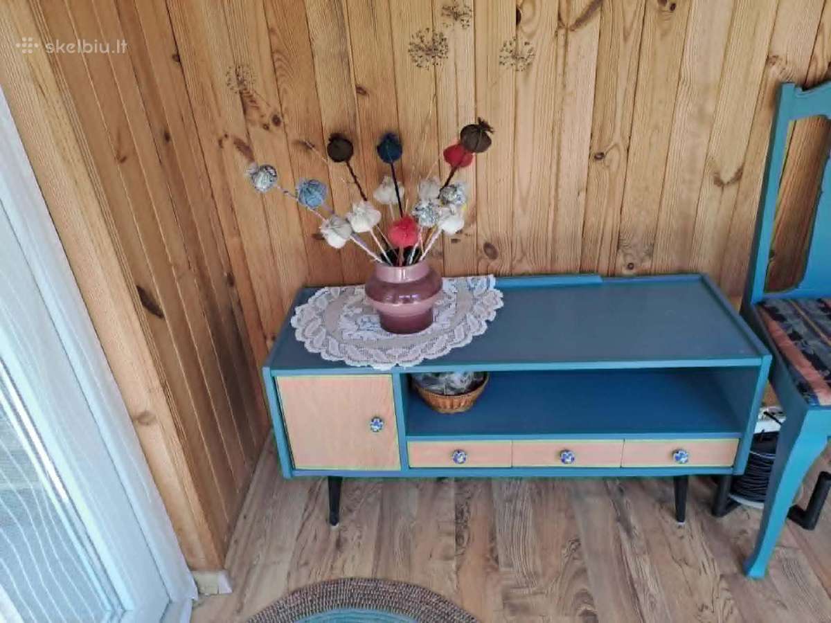 Lova, spinta, komoda, lauko baldai, kėdės, stalas - nuotraukos Nr. 7