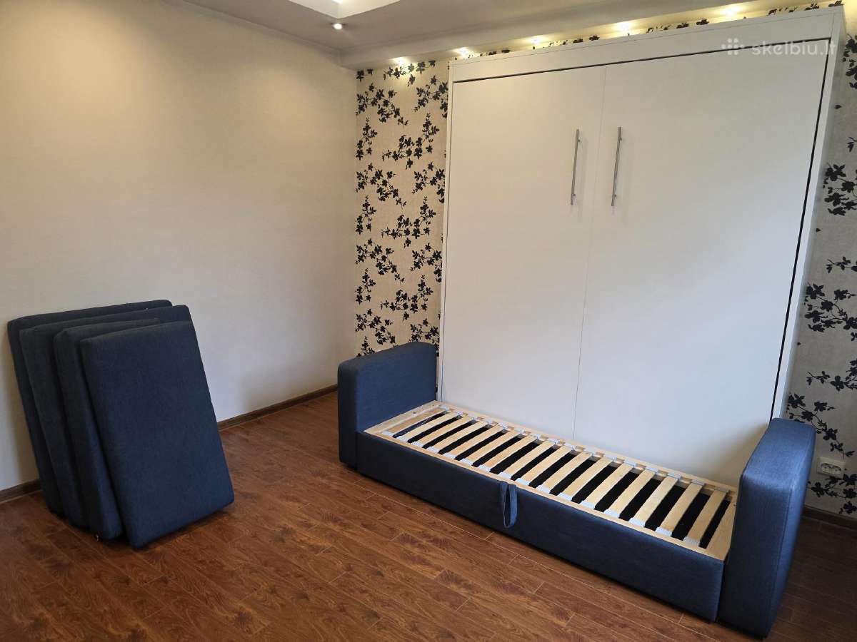 Transformuojama sofa-lova. Spintoje lova - nuotraukos Nr. 4