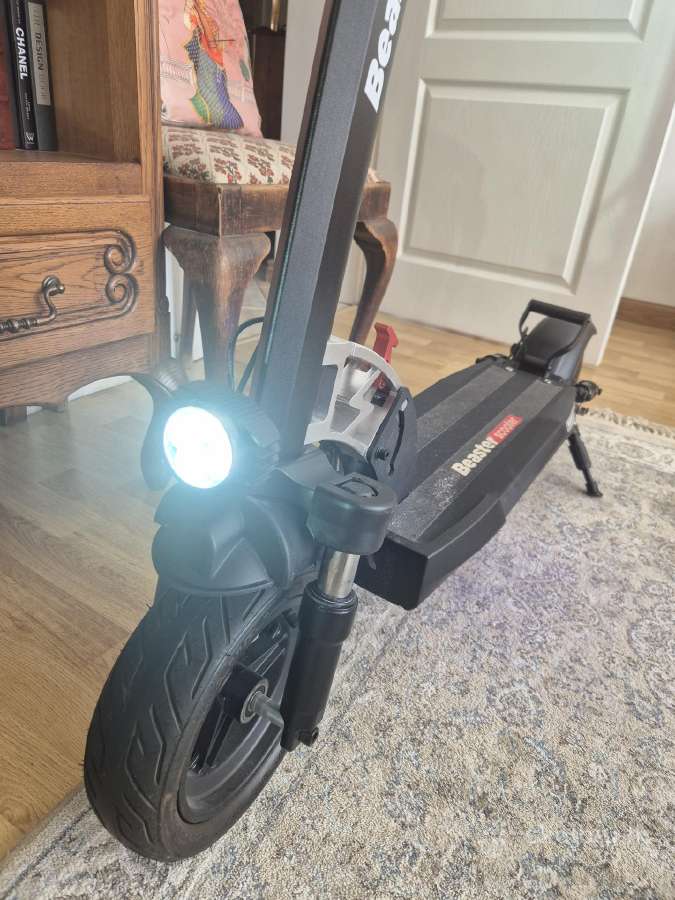Beaster Scooter Bshelios elektrinis paspirtukas - nuotraukos Nr. 4