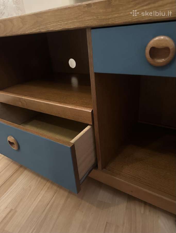 Vintažinio stiliaus TV spintelė - nuotraukos Nr. 3
