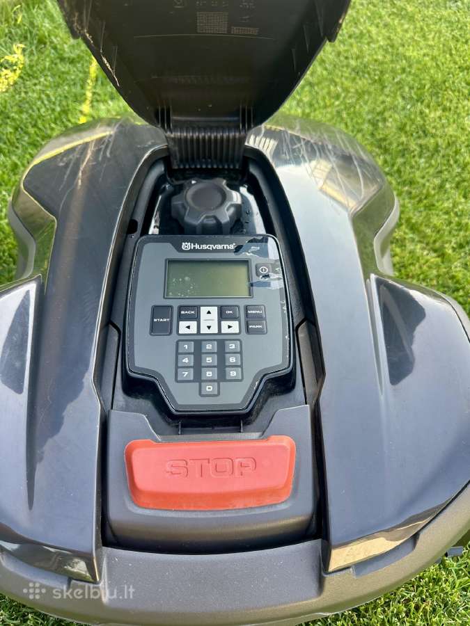 Vejos robotas Husqvarna Automower 305 - nuotraukos Nr. 9