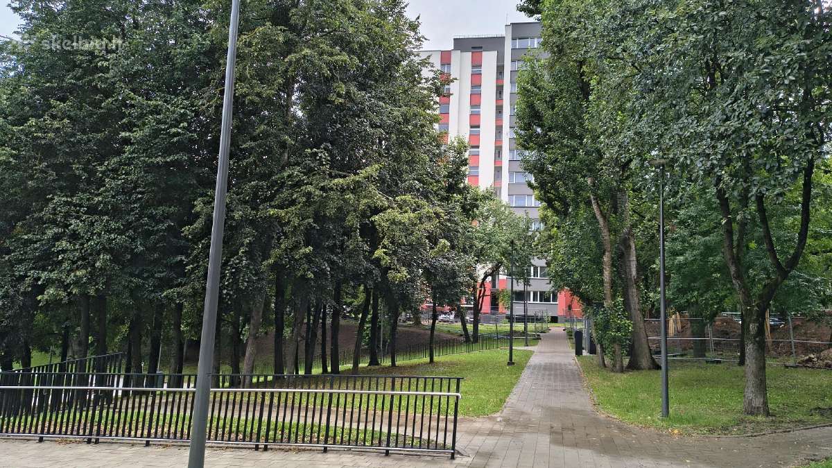 Parduodamas 3 kambarių butas renovuotame name - nuotraukos Nr. 20