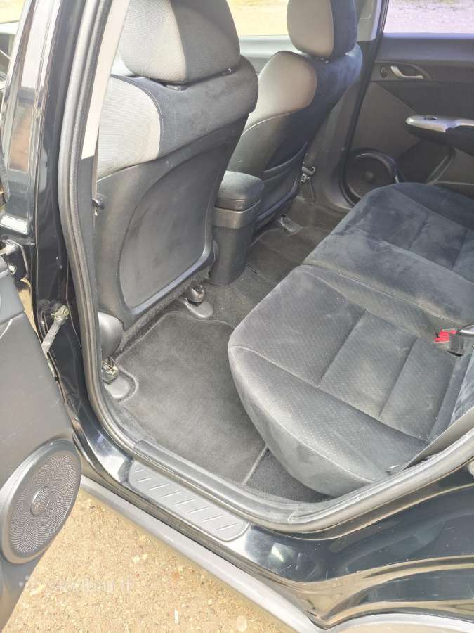 Parduodu automobilį Honda Civic 2006m.dyzelis - nuotraukos Nr. 6