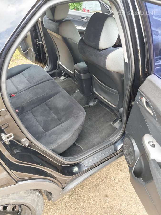Parduodu automobilį Honda Civic 2006m.dyzelis - nuotraukos Nr. 10