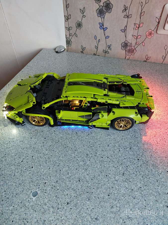Konstruktorius Lamborghini Sian Fkp 37 - nuotraukos Nr. 6