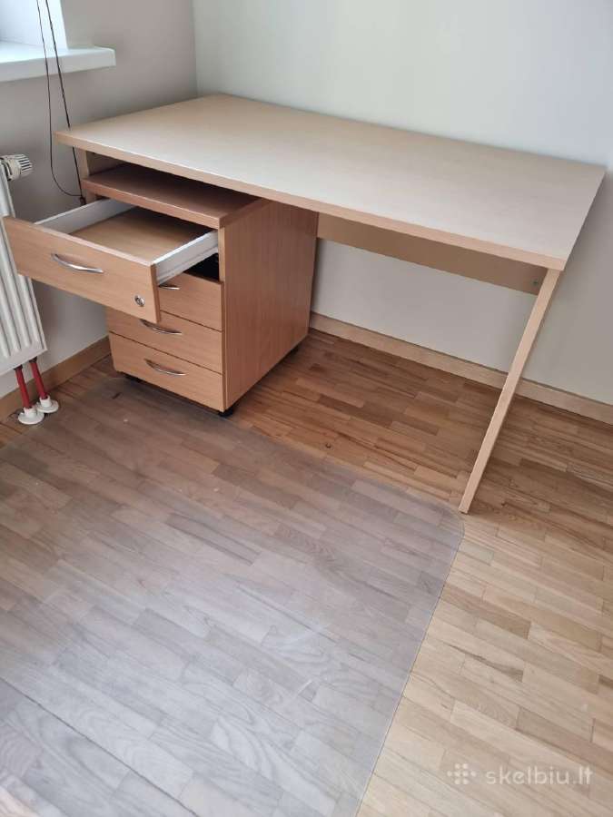 Rašomasis stalas - nuotraukos Nr. 2