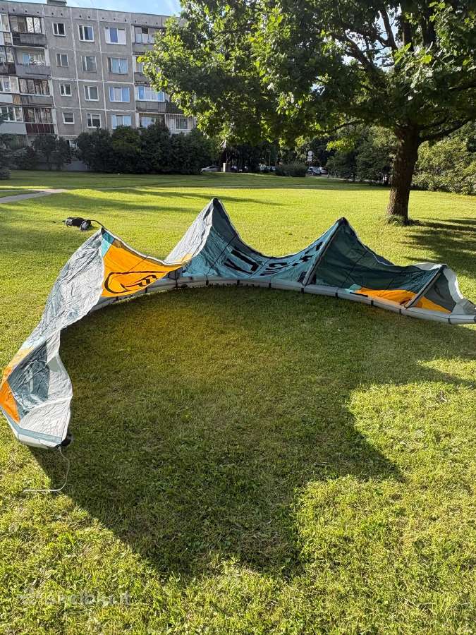 Flysurfer Boost 4 9m - nuotraukos Nr. 8
