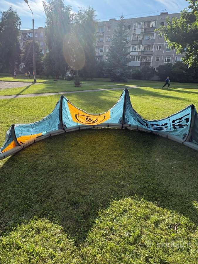 Flysurfer Boost 4 9m - nuotraukos Nr. 11