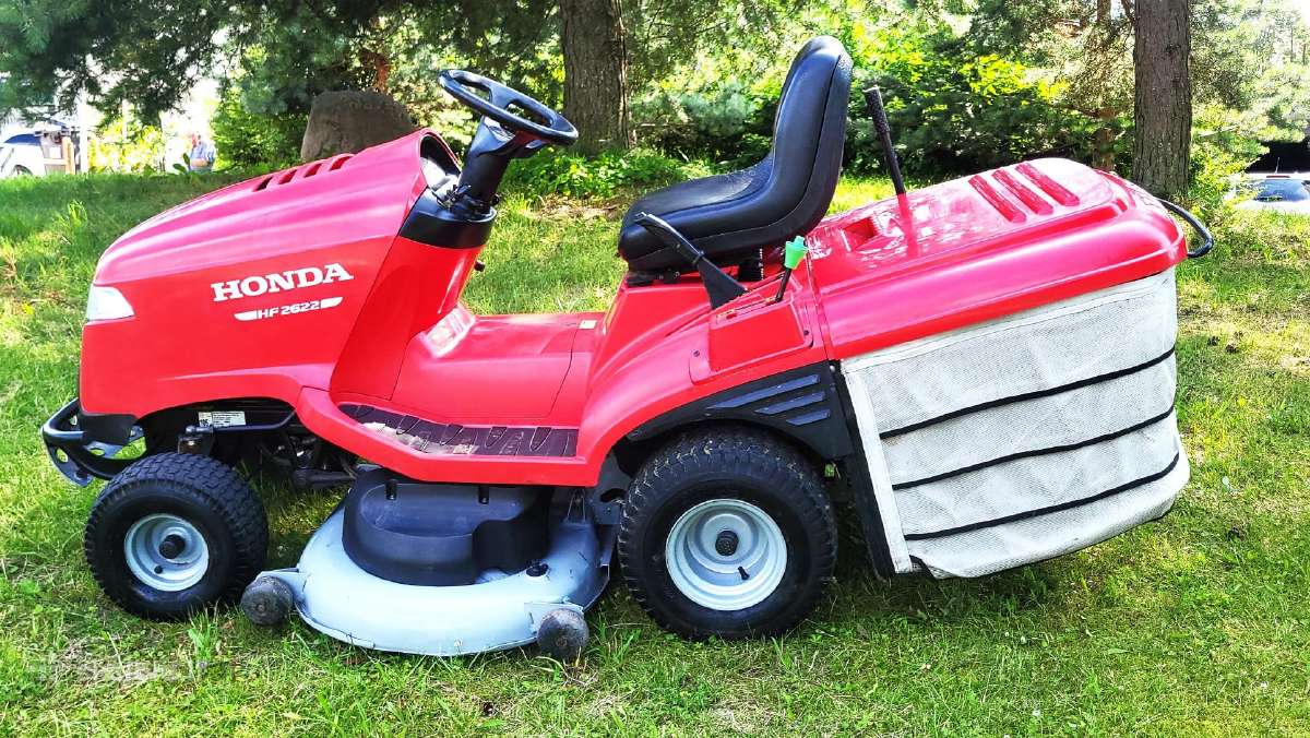 Sodo Traktoriukas John Deere X300r - nuotraukos Nr. 32