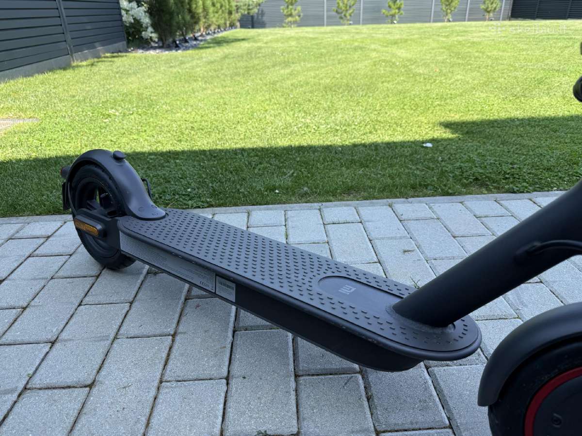 Xiaomi Mi Electric Scooter Pro 2 Paspirtukas - nuotraukos Nr. 2
