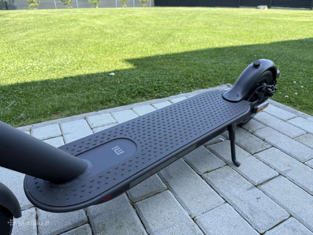 Xiaomi Mi Electric Scooter Pro 2 Paspirtukas - nuotraukos Nr. 9