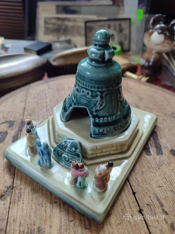 Tarybinė porceliano statulėlė - nuotraukos Nr. 2