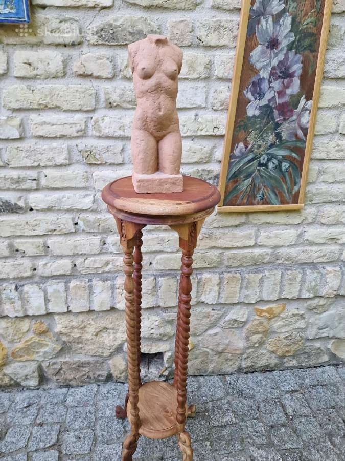 Vintažinis dolbergijos masyvo stovas - nuotraukos Nr. 7