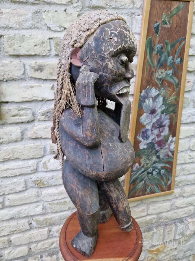 Vintažinis dolbergijos masyvo stovas - nuotraukos Nr. 21