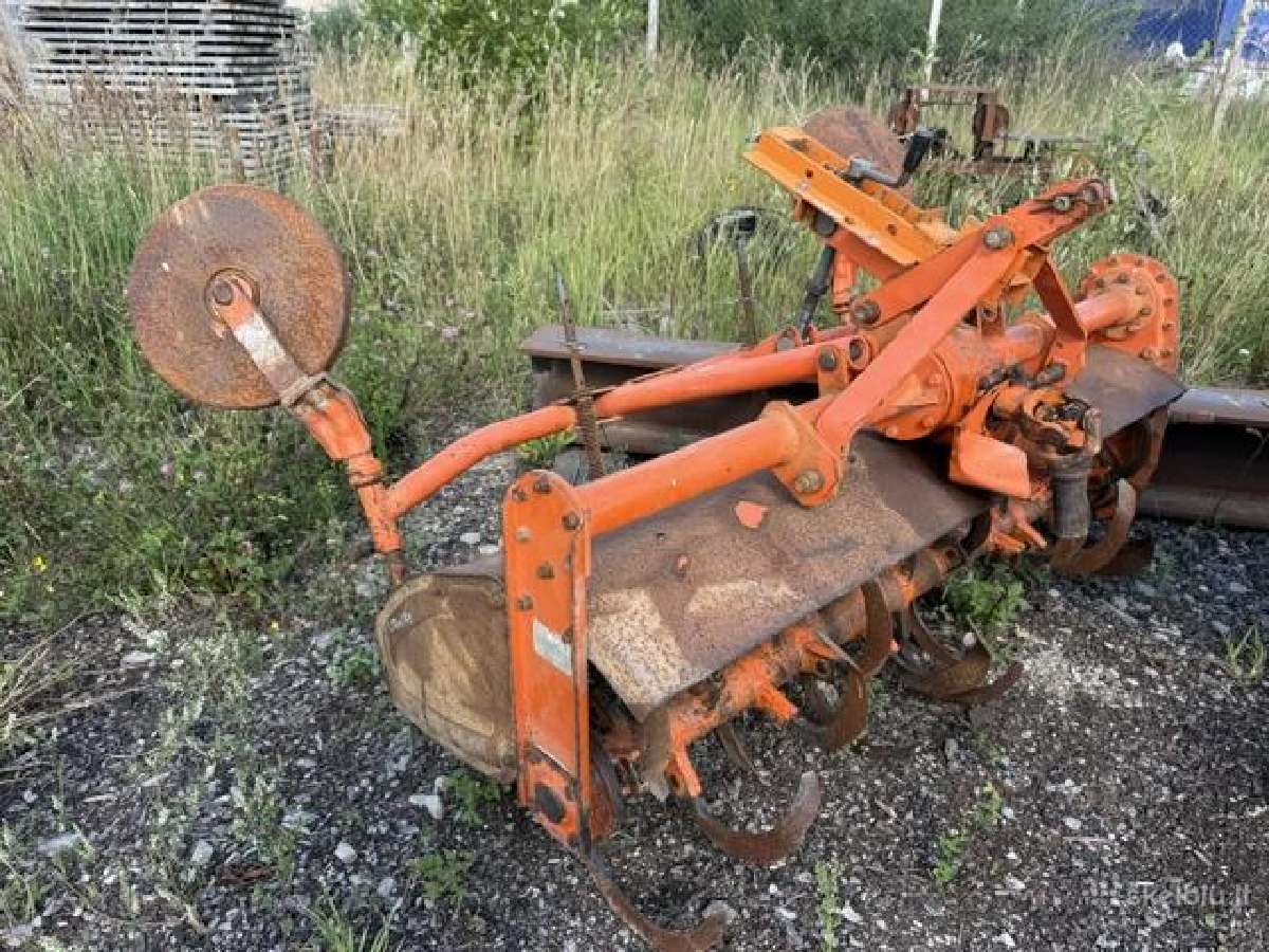 Kubota 1501dt traktoriukas - nuotraukos Nr. 3