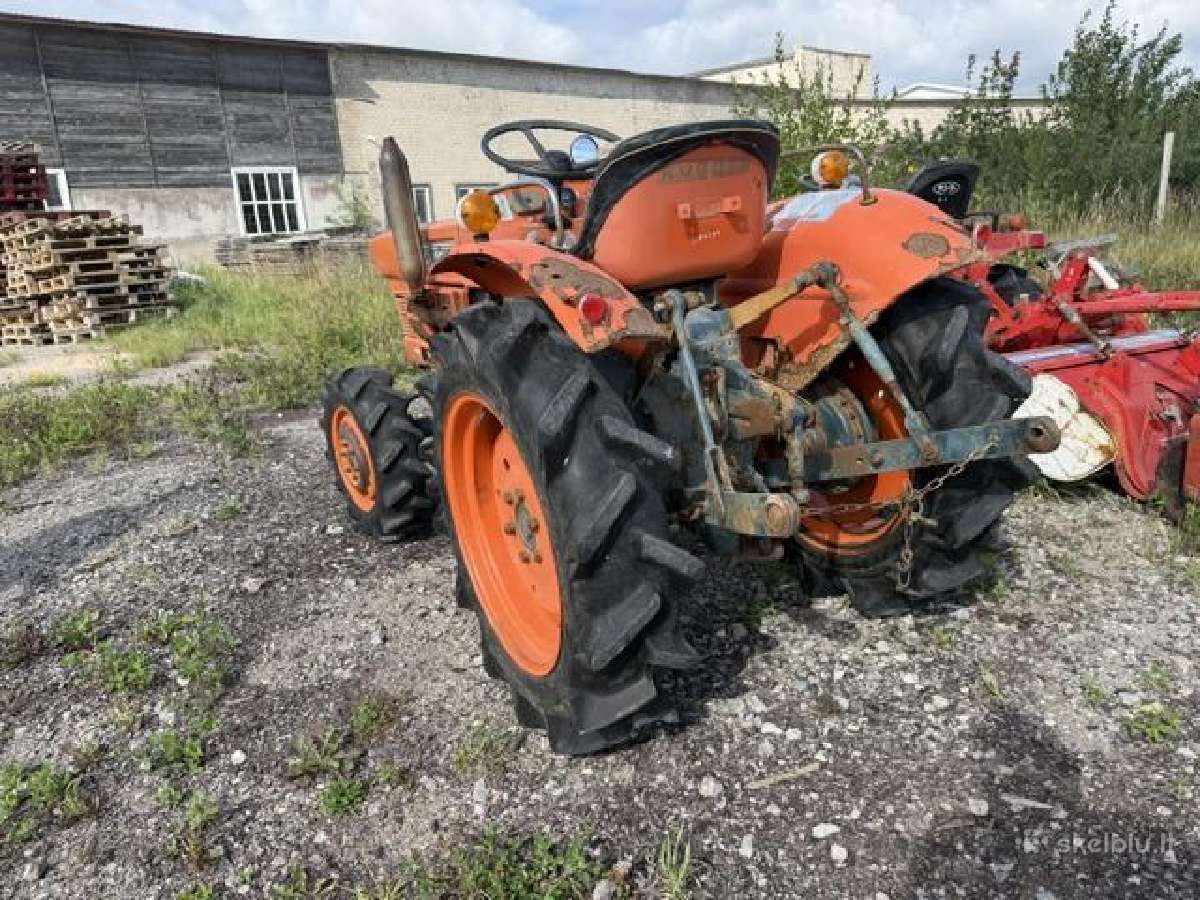 Kubota 1501dt traktoriukas - nuotraukos Nr. 4