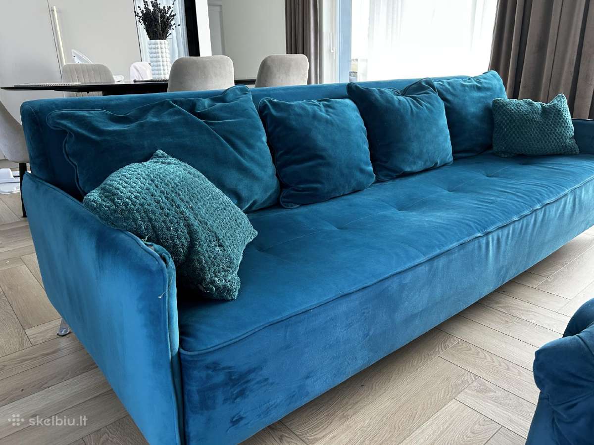 Veliūrinė sofa su pufu - nuotraukos Nr. 4