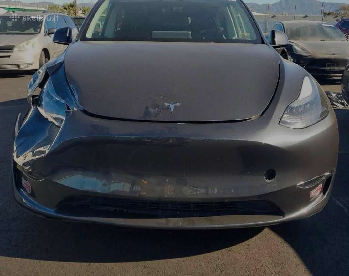 Tesla Model Y kapotas - nuotraukos Nr. 2