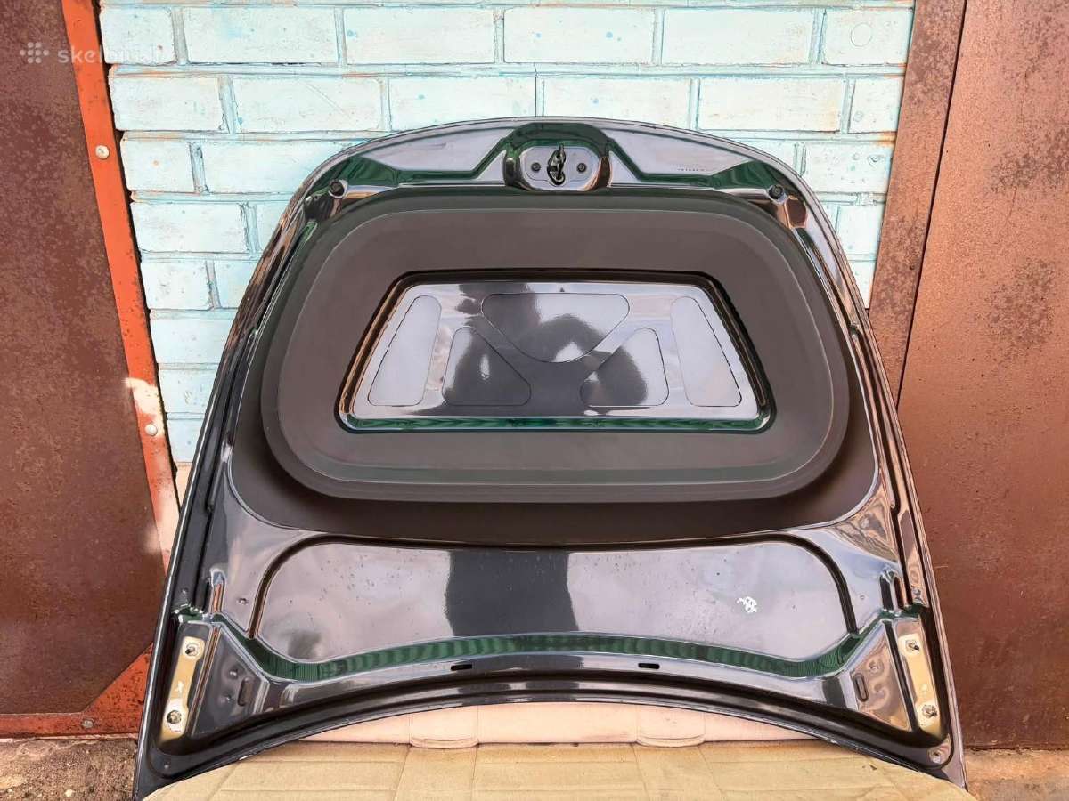 Tesla Model Y kapotas - nuotraukos Nr. 3