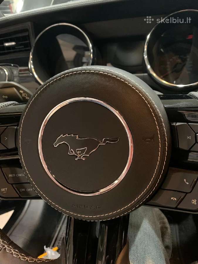 Parduodami Ford Mustang vairo oro pagalvės dangtel - nuotraukos Nr. 4