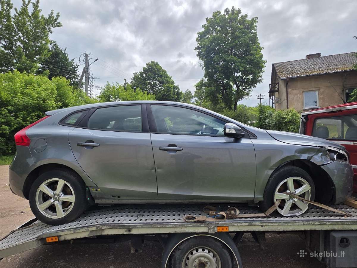 Volvo V40 2015 2.0 D 88kw D4204t8 dalys - nuotraukos Nr. 4