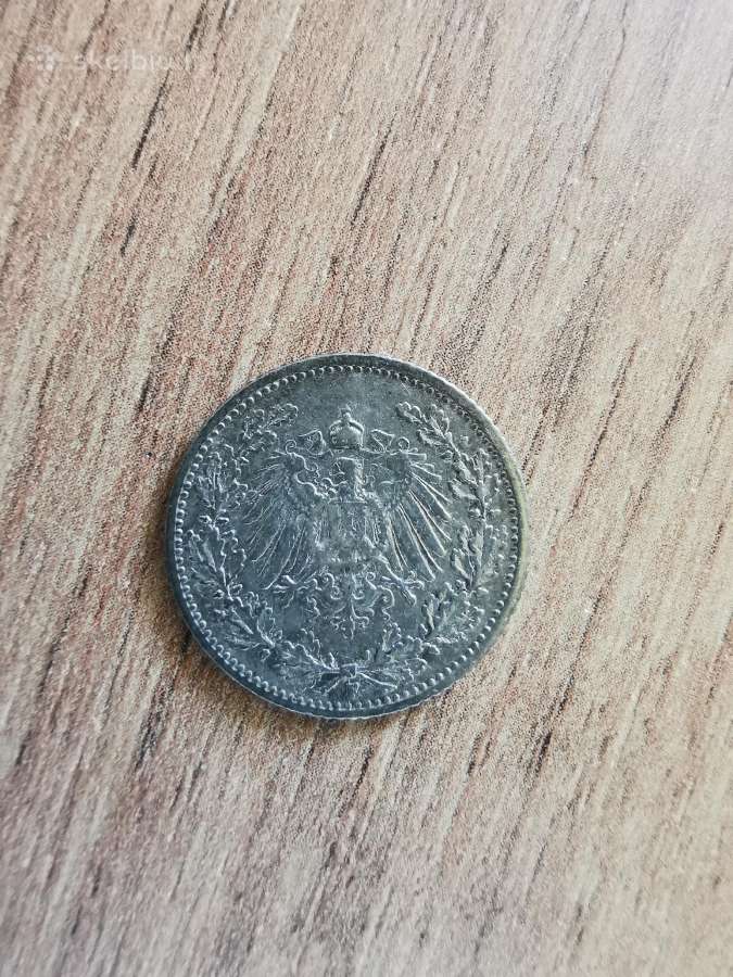 Monetos - nuotraukos Nr. 8
