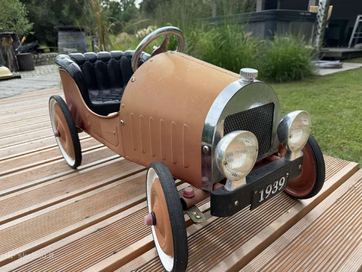 Vintažinis vaikiškas automobilis retro stiliaus - nuotraukos Nr. 5