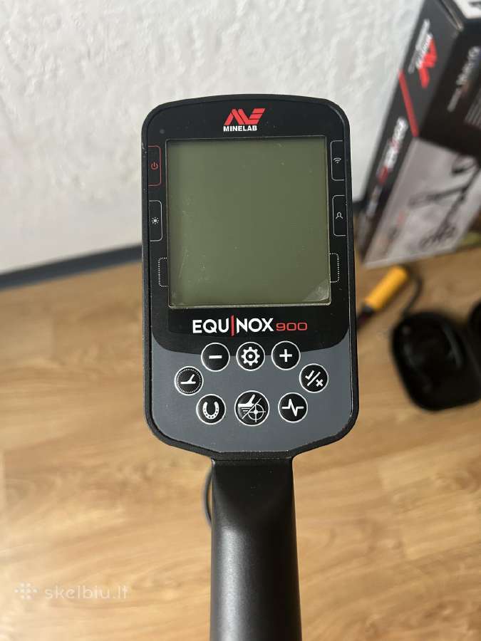 Equinox 900 ir ausinės - nuotraukos Nr. 2