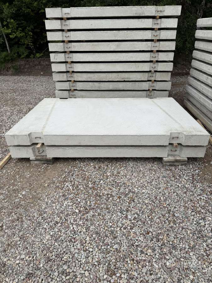 Betonines kelio plokstes logistika aiksteles ukiui - nuotraukos Nr. 4