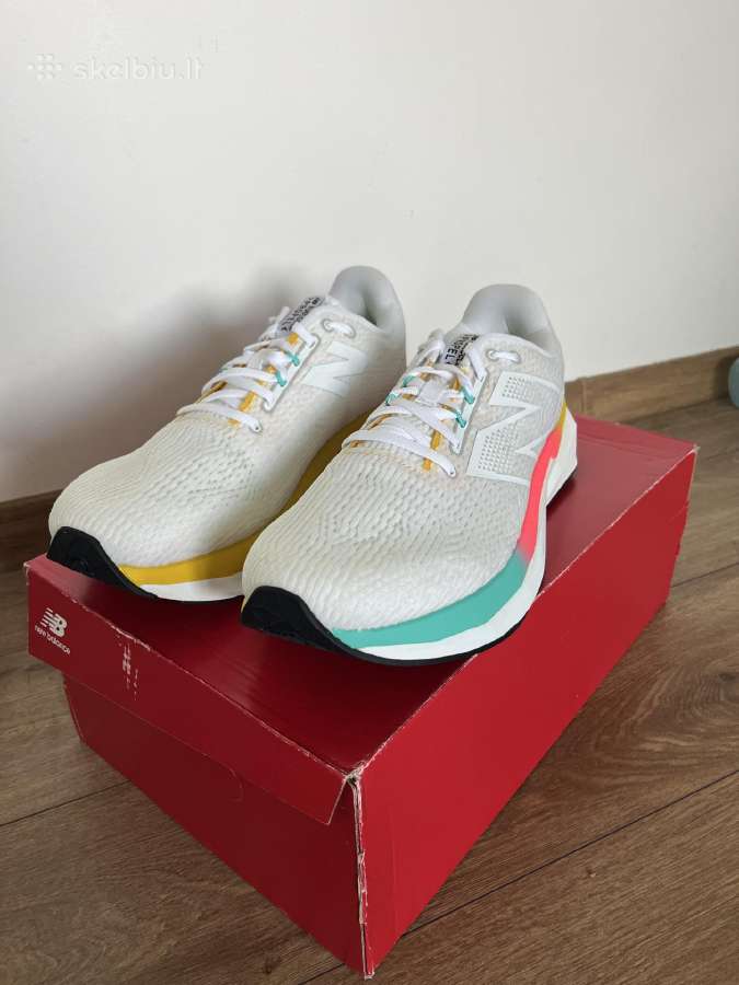 New Balance Fuelcell Propel V5 - nuotraukos Nr. 2