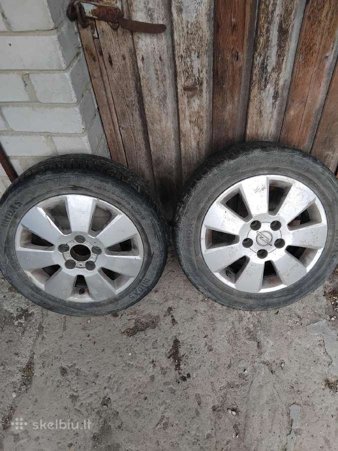 Padangos su ratlankiais - nuotraukos Nr. 3
