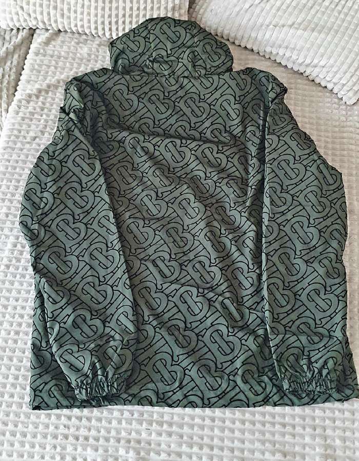 Burberry nauja striuke - nuotraukos Nr. 3