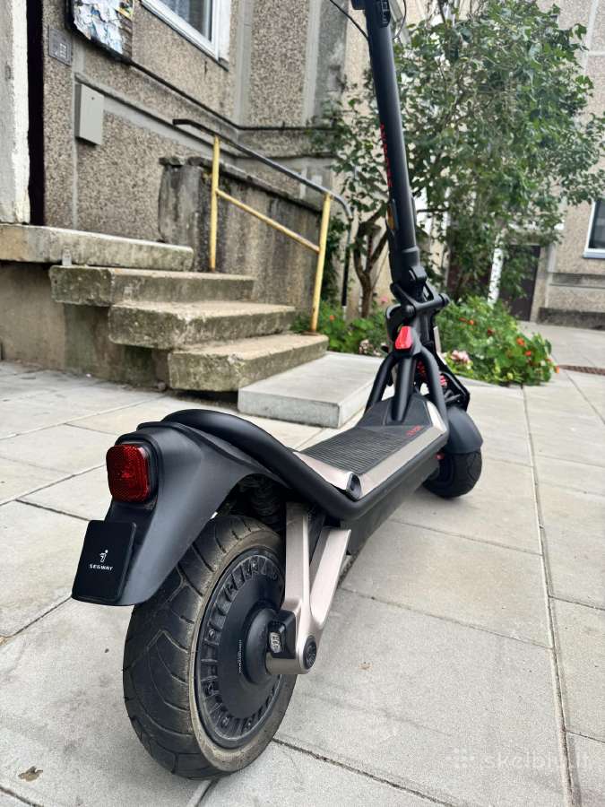 Elektrinis paspirtukas Segway Gt3 pro - nuotraukos Nr. 3