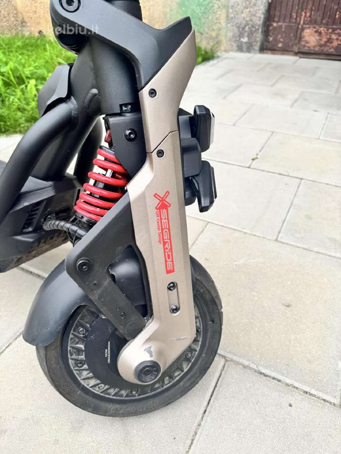 Elektrinis paspirtukas Segway Gt3 pro - nuotraukos Nr. 4