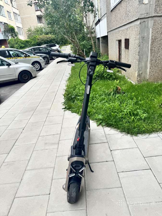 Elektrinis paspirtukas Segway Gt3 pro - nuotraukos Nr. 5