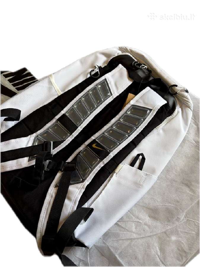Nike Elite Backpack, Jordan 4 ir sportiniai rūbai - nuotraukos Nr. 7