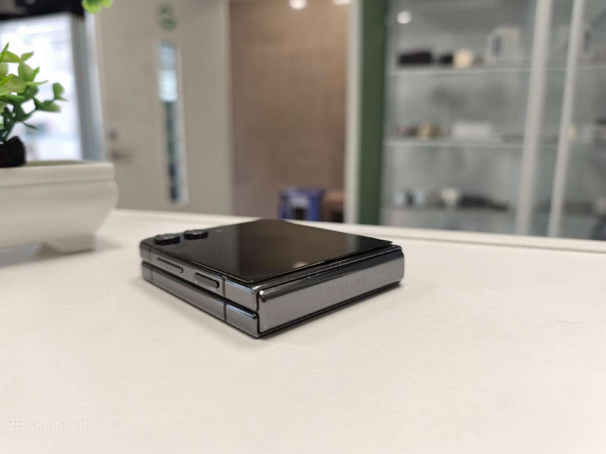 Samsung Galaxy Flip 5 - nuotraukos Nr. 6