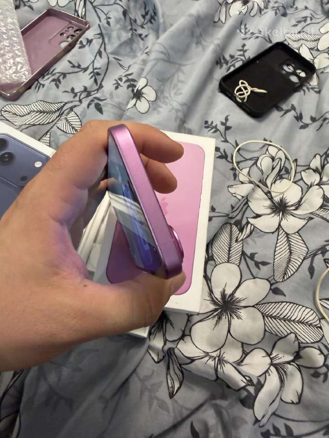 iPhone 16 pink - nuotraukos Nr. 2