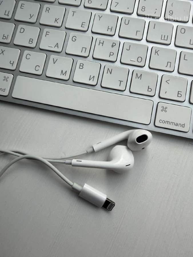 Apple Earpods su Lightining jungtimi A1748 - nuotraukos Nr. 2
