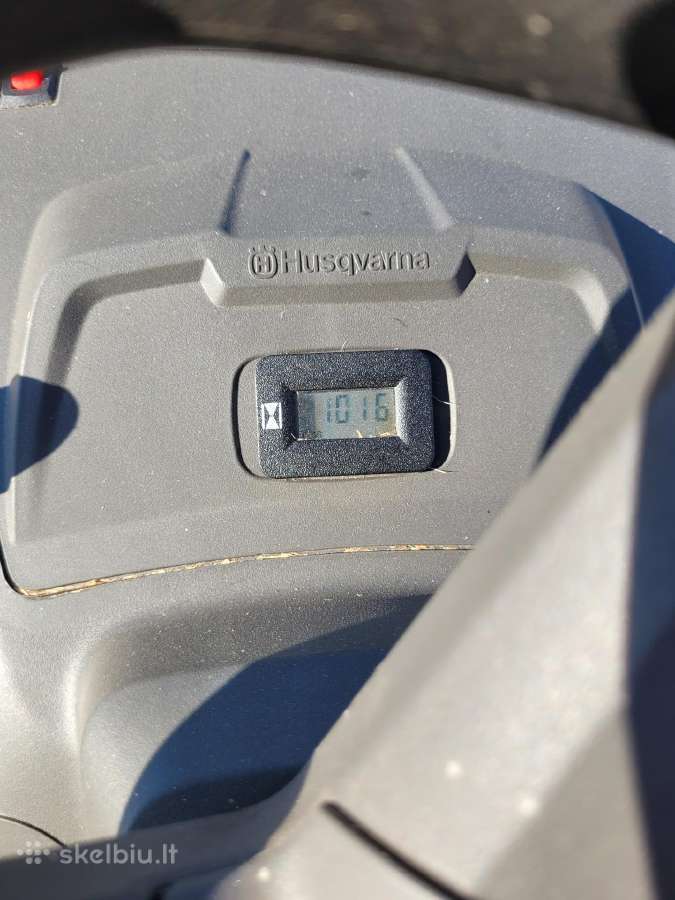 Husqvarna yth24v54 galingas traktoriukas - nuotraukos Nr. 11